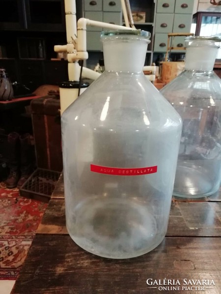 Nagyméretű patikai üvegek, egyben a 3 darab dekorációként, vagy pálinka-bor tárolására, 15 liter kb.