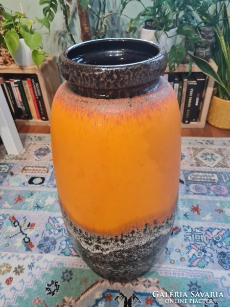 Huge imposing fat lava ceramic floor vase (carstens)