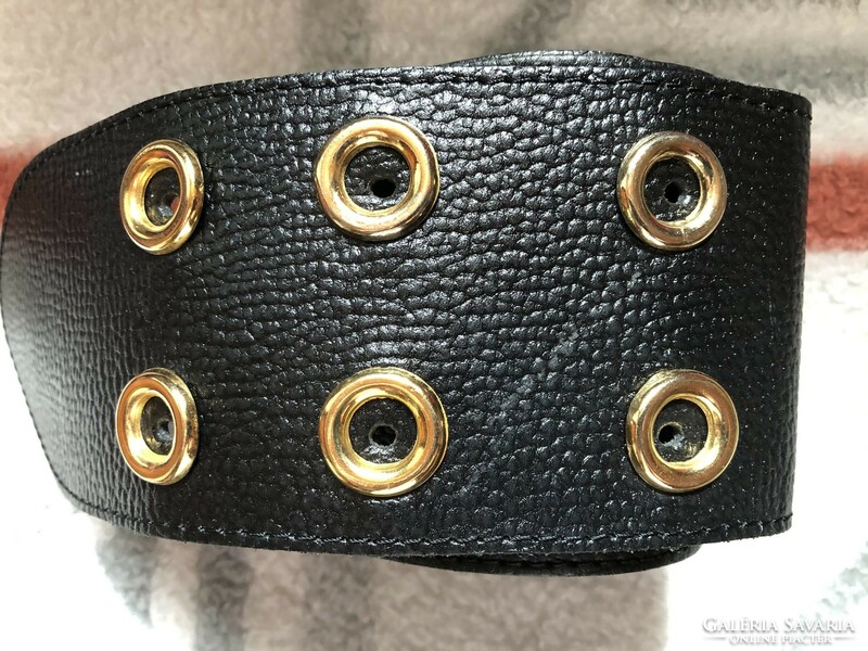 Black double buckled leather belt