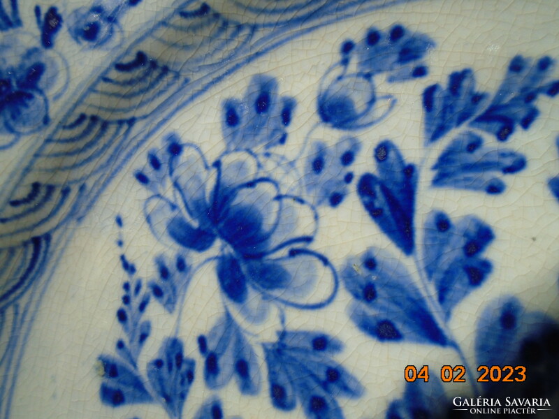 Antik máz alatt  kobaltkékkel kézzel festett korai Ming virágmintás kínai tányér