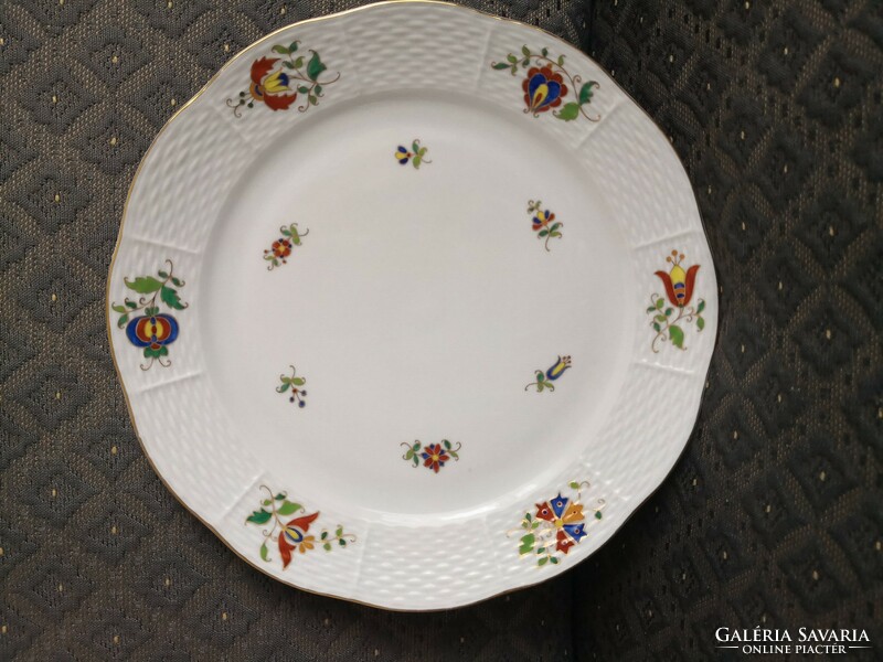 Brilliant Herend mhg patterned plate