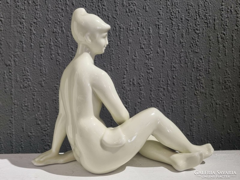 Hollóháza porcelain female nude statue - 51118