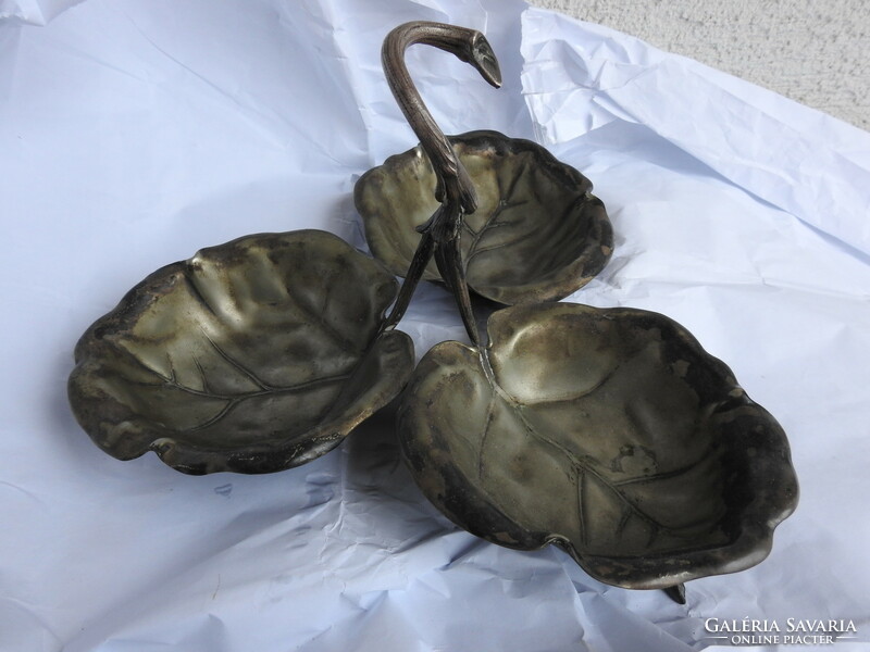 Silver-plated leaf centerpiece