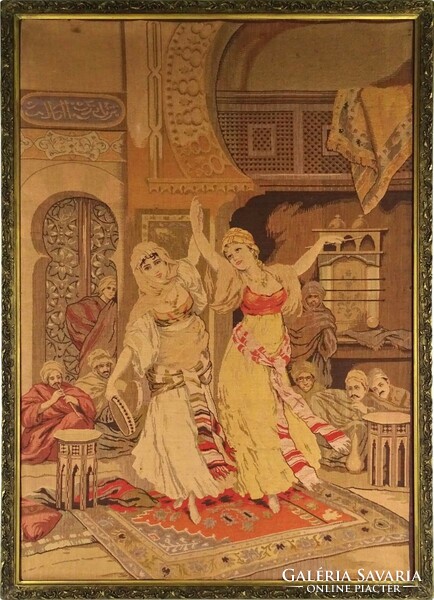1M361 Régi orientalista táncos jelenet tűgobelin aranyozott keretben 93.5 x 67.5 cm