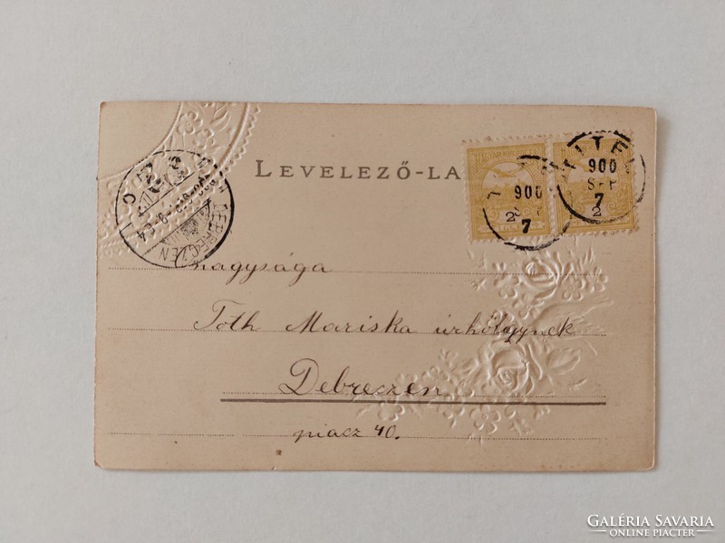Régi képeslap 1900 dombornyomott levelezőlap selyem rátéttel galamb rózsa nefelejcs
