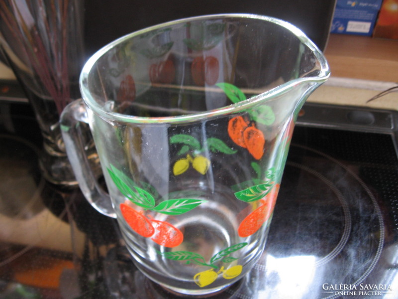 Retro orange jug with 2 glasses