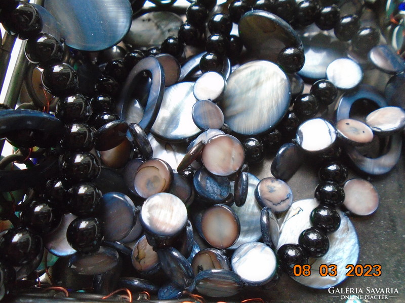 Spectacular abalone 27 large and 110 small polished pearls 3-row long necklace 94x3 cm