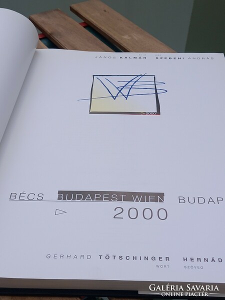 Bécs - Budapest város összehasonlítása művészi fotoalbumban, Szebeni András felvételekkel, 2000-ből