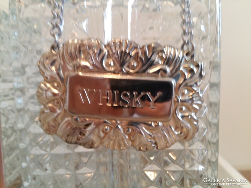 Whisky-Gin italtartó