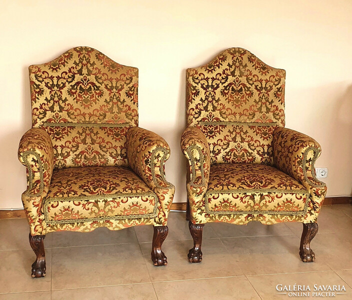 Baroque armchair