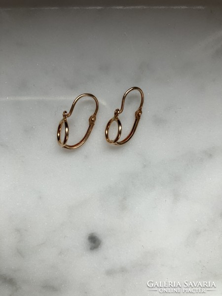 Gold children's earrings from the 80s, never used, clasp in front