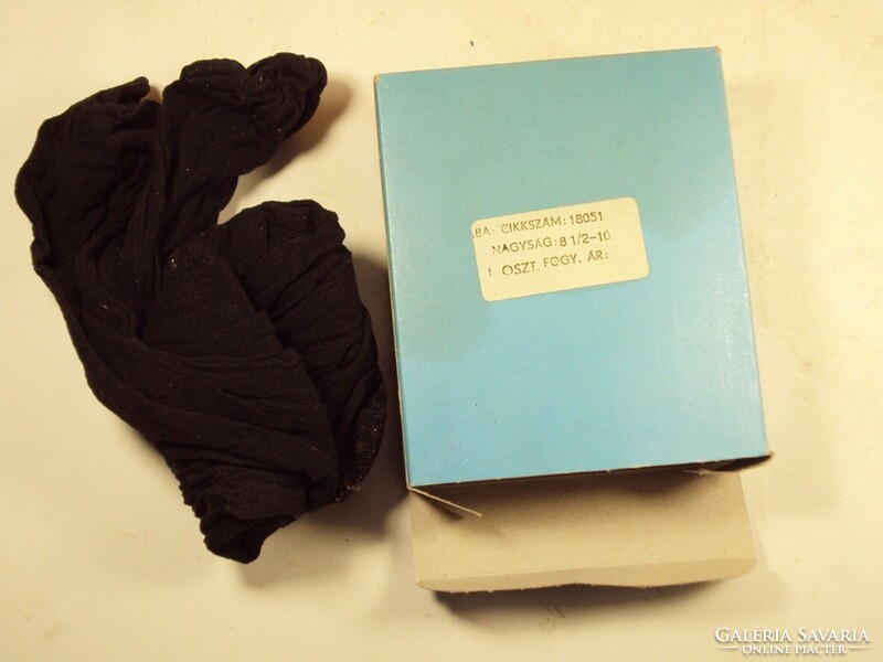 Retro hosiery ladies hosiery company rt. Black in packaging - approx. 1990s