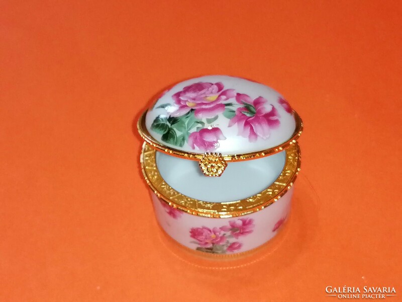 Retro, English rose pattern, jewelry holder, medicine holder, porcelain box.