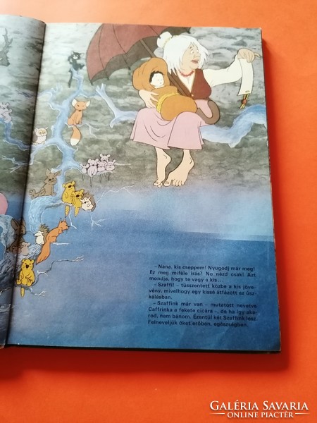 Based on the story of Mór Jókai, it is a Safi picture storybook