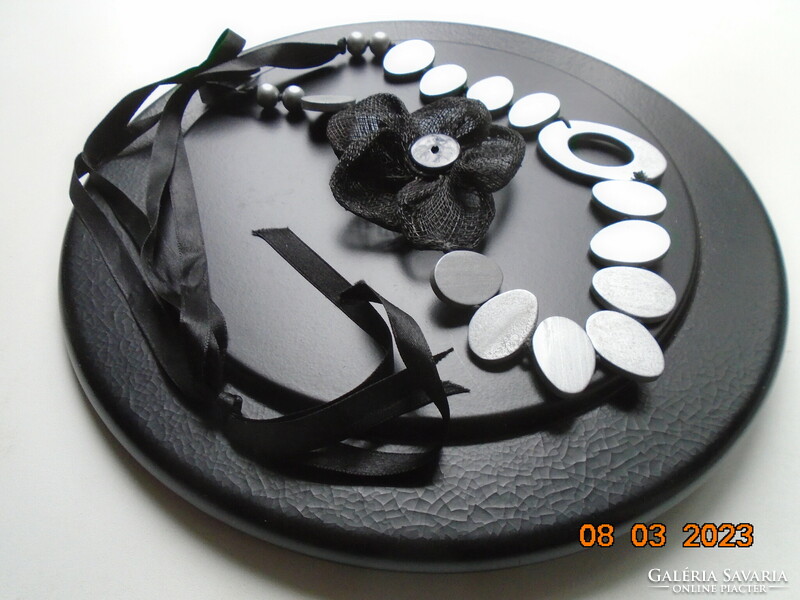 In French style, silver-gray flat wooden beads collar with black handmade tulle flower, ribbon