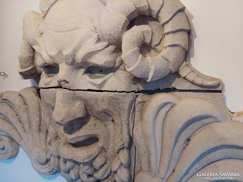 Building decoration - gargoyle huge antique 1920! 3 meters x 1.65 m.