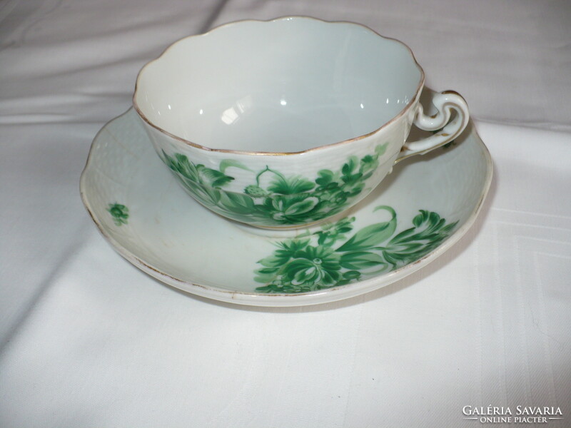 Herend tea cup + 4 small plates