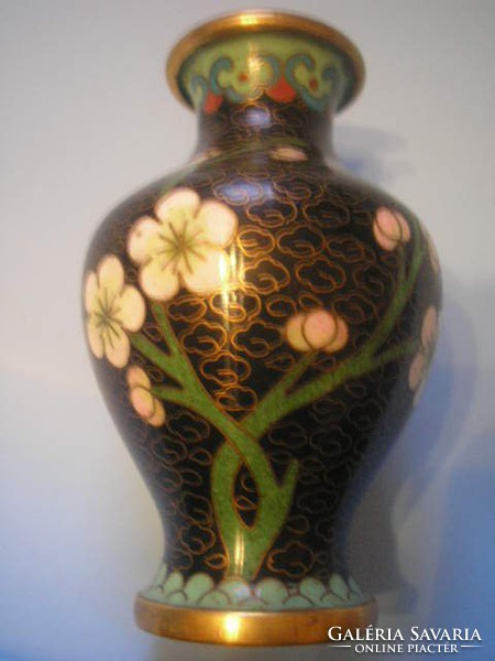 U7 antique Chinese flawless compartment enamel decorated vase collector's rarity which is gilded inside