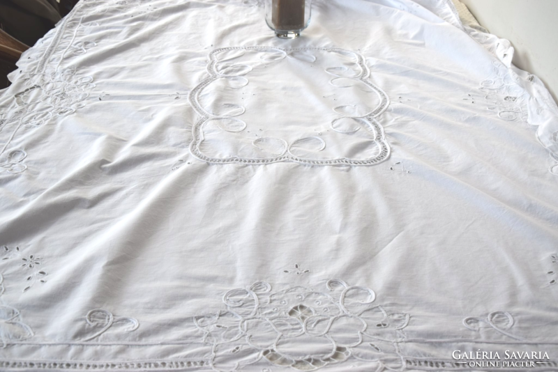 Old huge festive rosette embroidered tablecloth tablecloth 162 x 125 cm tablecloth