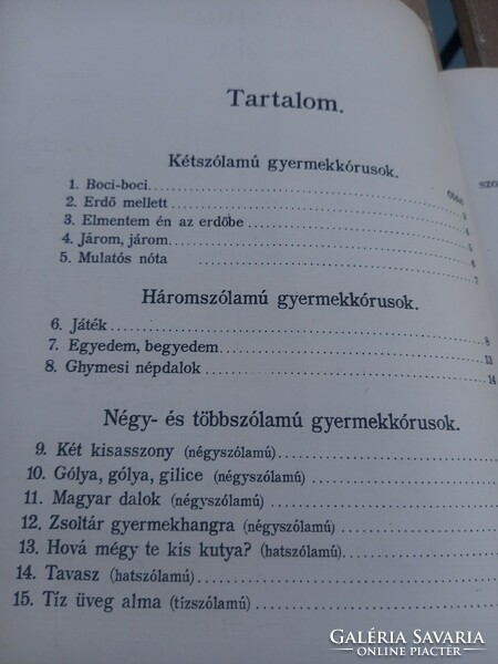 Gyerekkórusok: Rózsavölgyi Zenemű Bolt/ Bartók-Kodály gyermek népdal gyűjtések