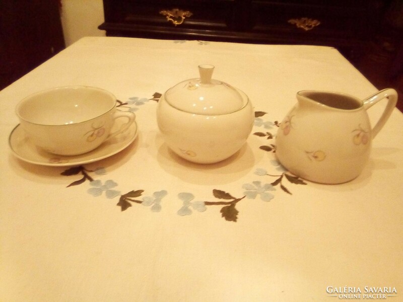 Ravenhouse teacup set