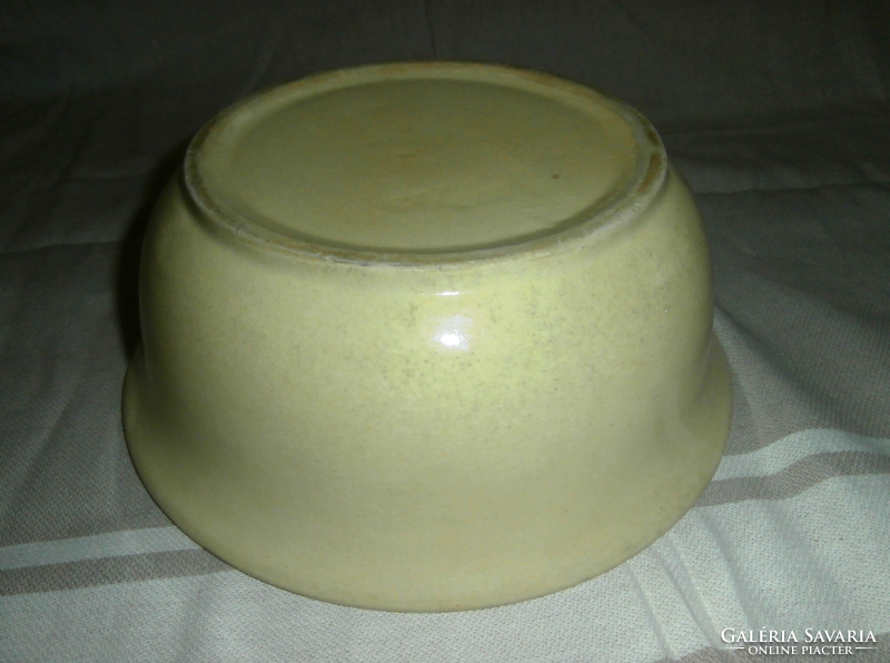 Stoneware yellow bowl
