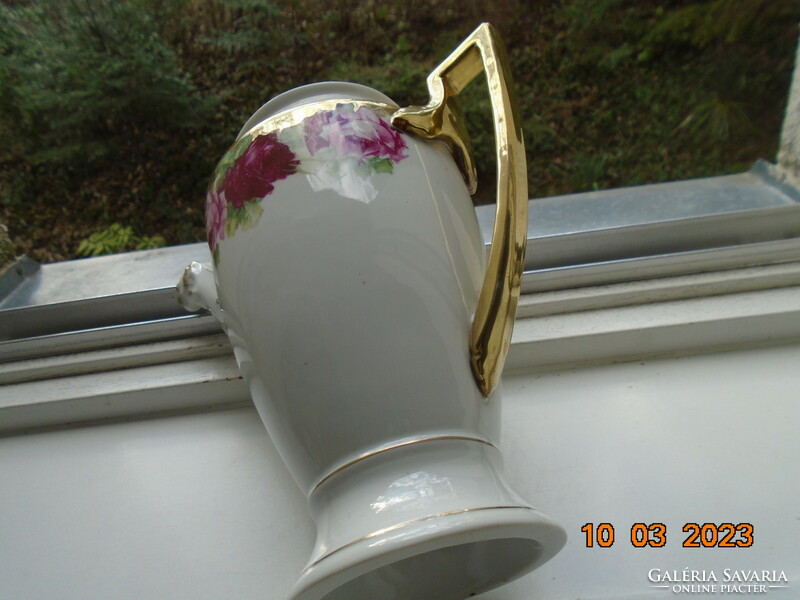 Altwien empire spectacular rose-patterned, opulently gilded, hand-numbered pedestal tea pourer