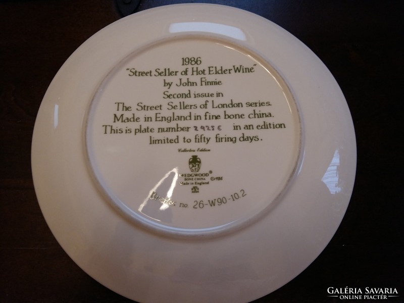 A plate with a Christmas atmosphere