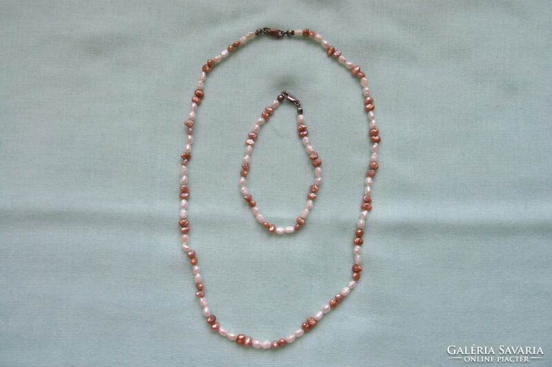 Real pearl necklace and bracelet