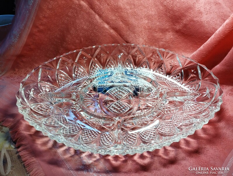Beautiful split lead crystal serving bowl, centerpiece