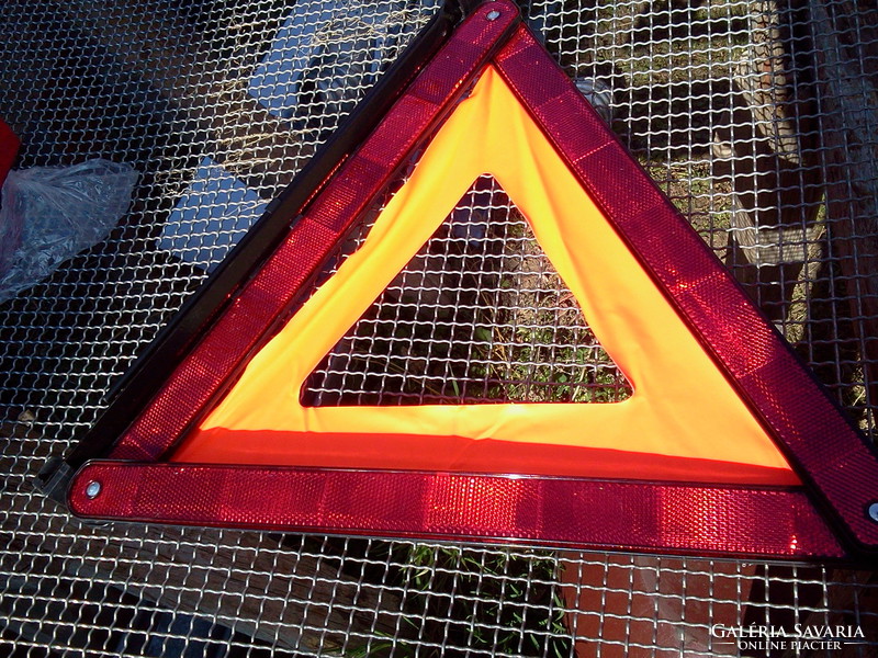 Warning triangle