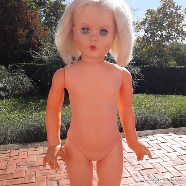 Retro walking doll, walking doll, life-size, with original clothes, plastic/rubber body.