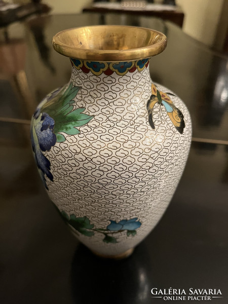 Kínai fehér rekesz zománcolt réz váza