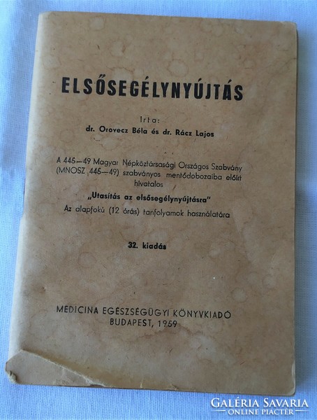 "Elsősegélynyújtás"  mentődoboz tartozék 1959-es eladó!