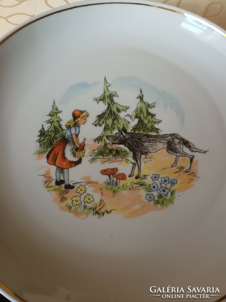 Hollóházi mesejelenetes mesemintás Piroska és a farkas gyerek gyermek lapos tányér