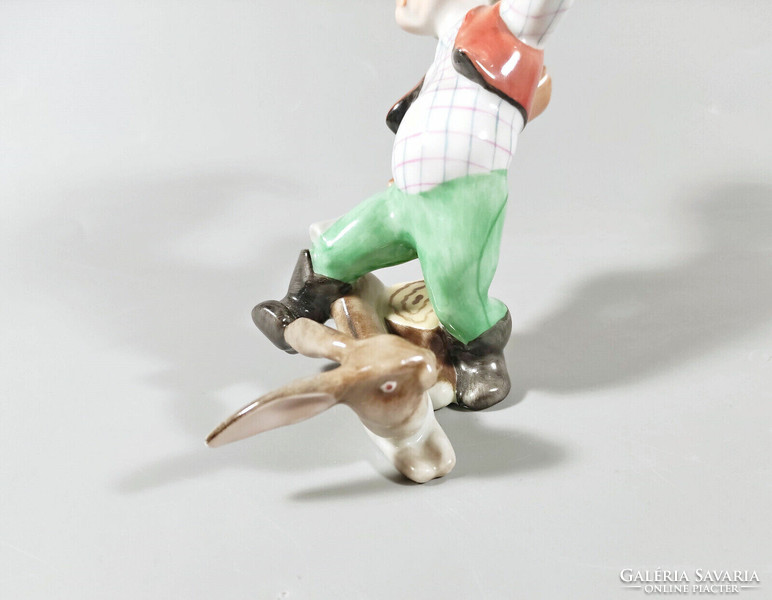 Herendi, hunter falls through the rabbit, hand-painted porcelain figure, flawless! (J012)