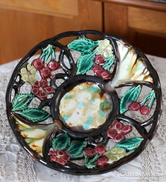 Ceramic decorative bowl, offering
