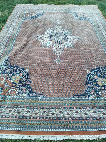 Antique large hand rug for sale at a low price! Size: 348x250 cm