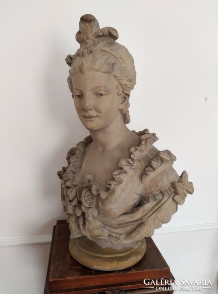 Terracotta female bust statue