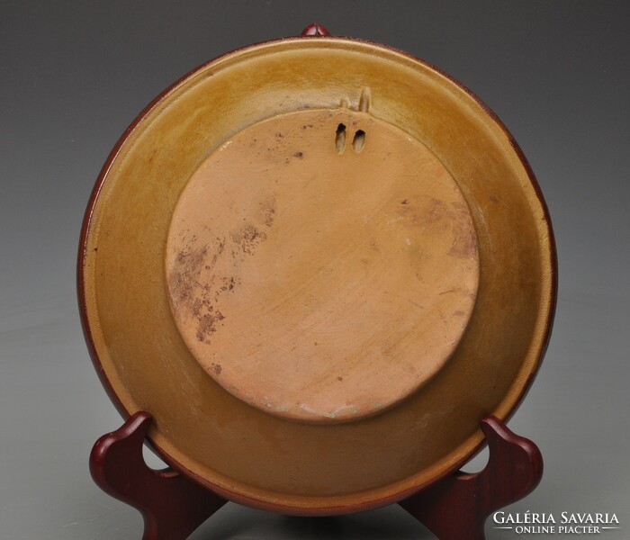 Folk mud plate, deep plate. Unmarked.