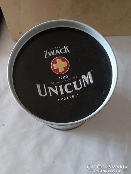 Unicum fém doboz, 0,5 üveghez, ajánljon!
