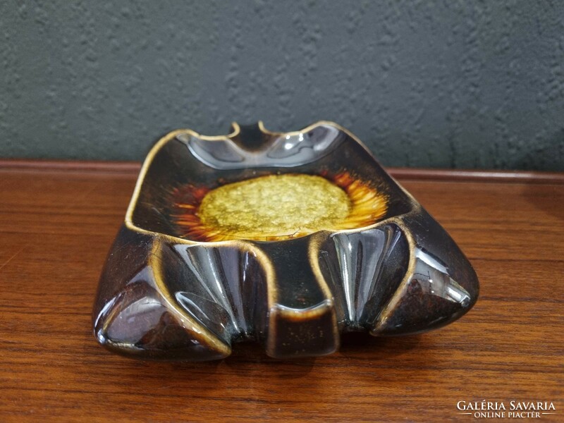 Gyula Végvár sunflower sunbeam pattern glass-glazed ceramic ashtray ashtray - 51141
