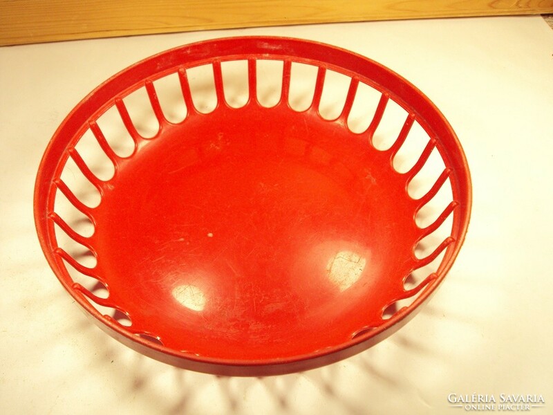 Retro plastic fruit bowl made in GDR ndk East Germany