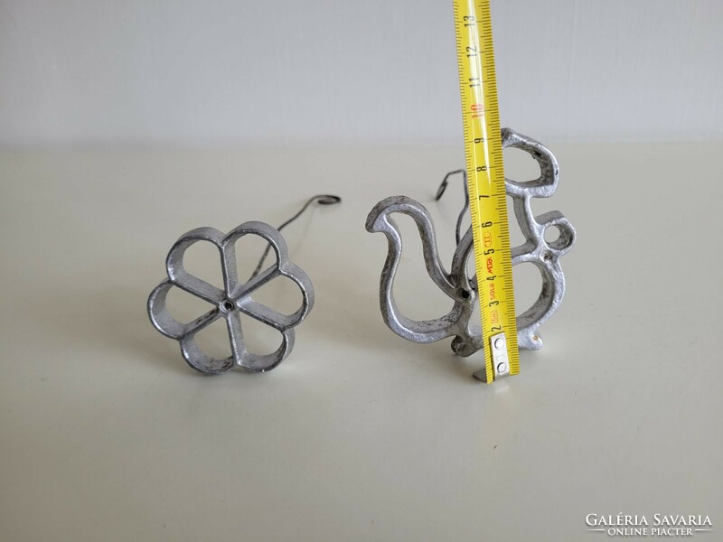 Old metal cast rose donut dough baking mold cookie cutter pastry tool squirrel flower shape 2 pcs
