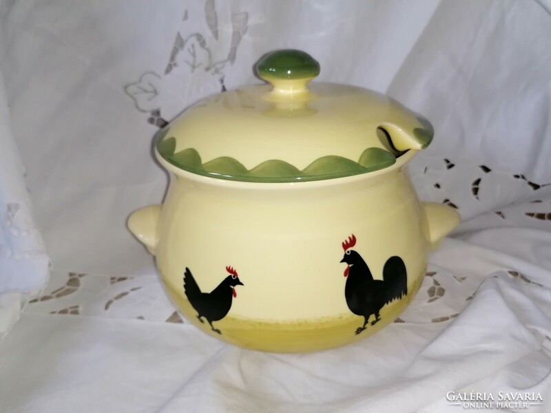 Kakakás ceramic vegetable and soup bowl with lid