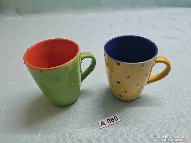 A080 mug with green and yellow dots 2 pcs