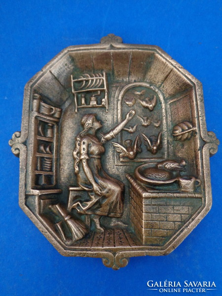 Viable bronze ashtray circa 1920