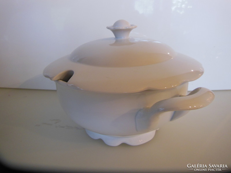 Bowl - 1900 - 1949 - mz - flower-shaped - particularly beautiful - 2 liters - porcelain - snow white
