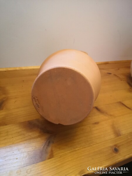 Amphora-shaped pot