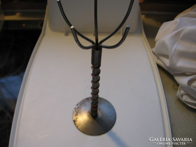 Retro iron scandinavian art candlestick